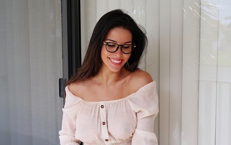 Bella Brookz Model OnlyFans Foto