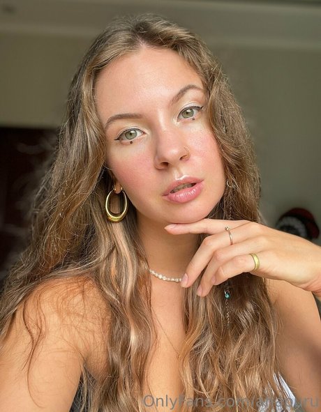 anapuru OnlyFans-Archiv