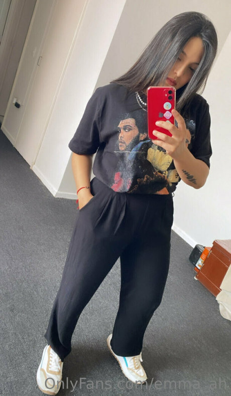 emma ah Nacktbilder OnlyFans geleakt