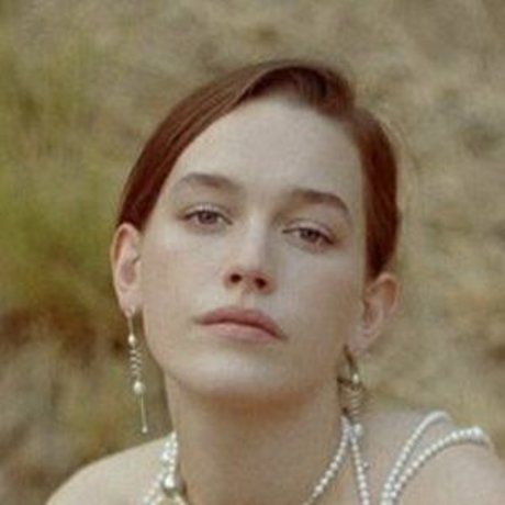 Victoria Pedretti OnlyFans Nacktbilder