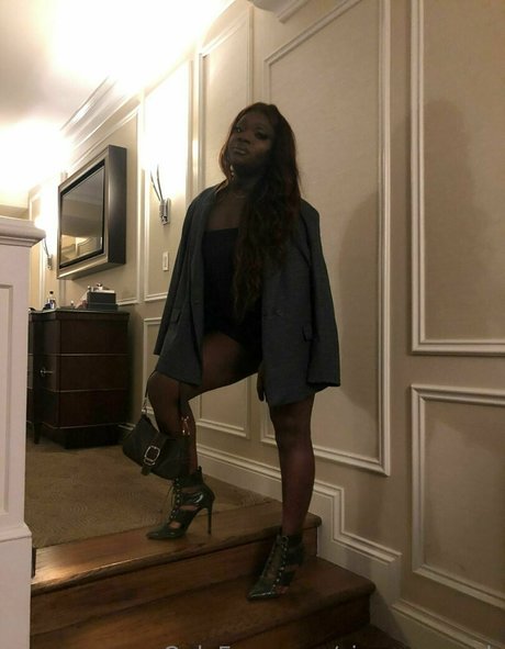 sissy serayah OnlyFans Leaked Gratis