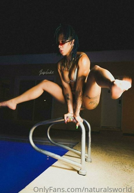 Naturalsworld Nacktbilder geleakt OnlyFans