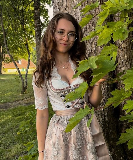 Anna Kauer OnlyFans Model Fotos