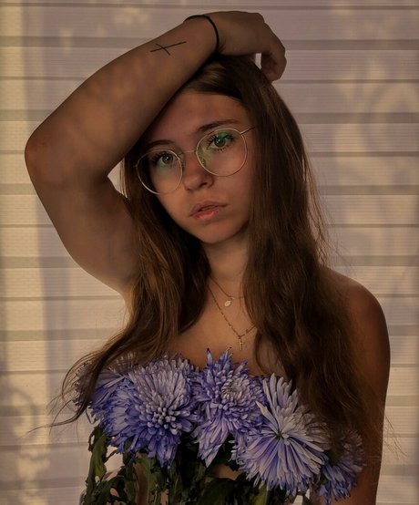 Anna Kauer OnlyFans Star