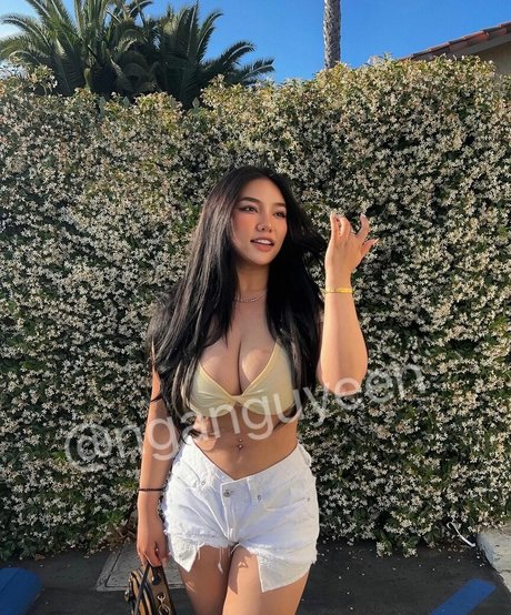 Ngan Nguyen Füße OnlyFans