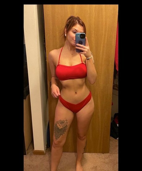 Kaytlin Lovely Heiße OnlyFans Inhalte