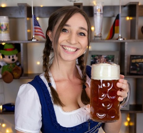 Felicia Hofner OnlyFans-Rezensionen