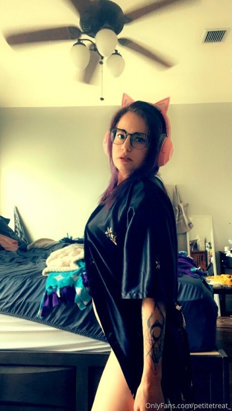 petitetreat_ OnlyFans Nackt Leak