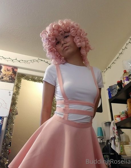 buddingroselia XXX OnlyFans