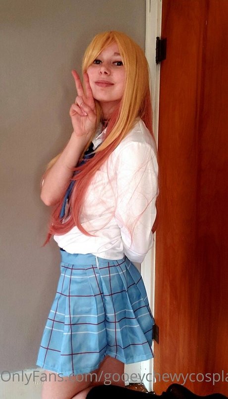 gooeychewycosplay Leak von OnlyFans