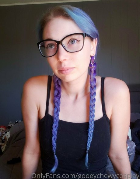 gooeychewycosplay OnlyFans