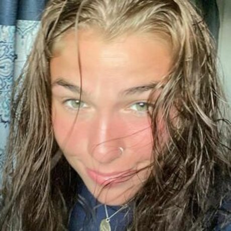 andrea posnerrr OnlyFans Gratis-Inhalte