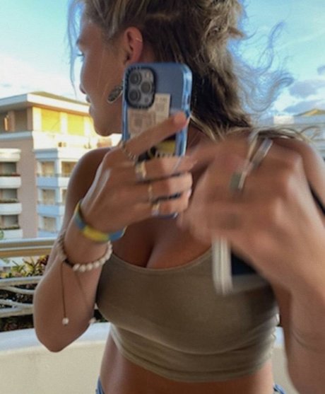 andrea posnerrr Leaked OnlyFans Bilder