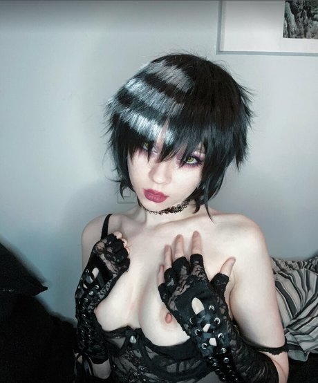 Ramenshelz NSFW OnlyFans