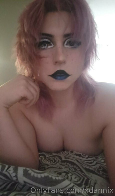 xdannix OnlyFans nackte Brüste