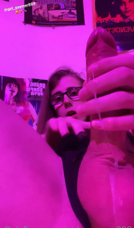 girl gaymer888 OnlyFans-Rezensionen