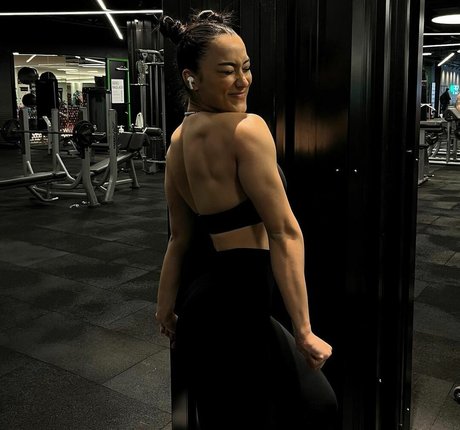 rothaarige schlampe onlyfans Aktbilder Bild