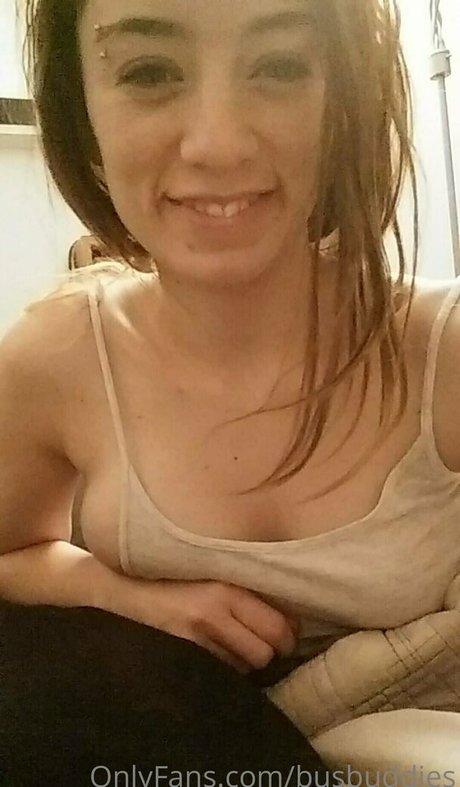 busbuddies Model OnlyFans Foto