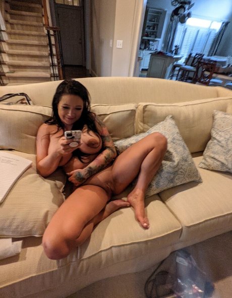 Charity Bangs Nacktbilder geleakt OnlyFans Porn geleakt