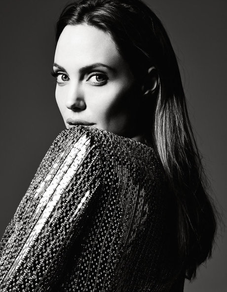 Angelina Jolie Nacktbilder von OnlyFans geleakt