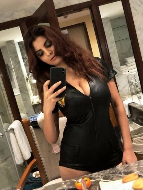 Anveshi Jain OnlyFans-Leaks