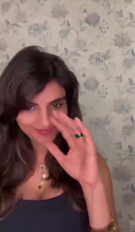 Anveshi Jain Brüste OnlyFans