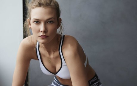 Karlie Kloss Sexy OnlyFans