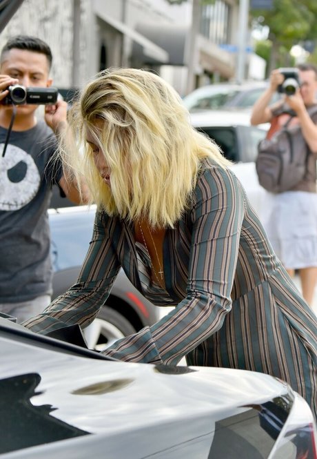 lederleggings onlyfans schön nackt Vorschau