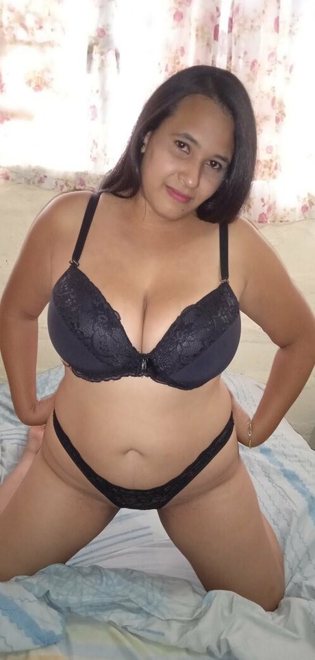 girlcompany88 NurlyFans-Pornos