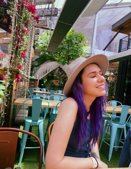 createwithkira OnlyFans geleakte Pornografie