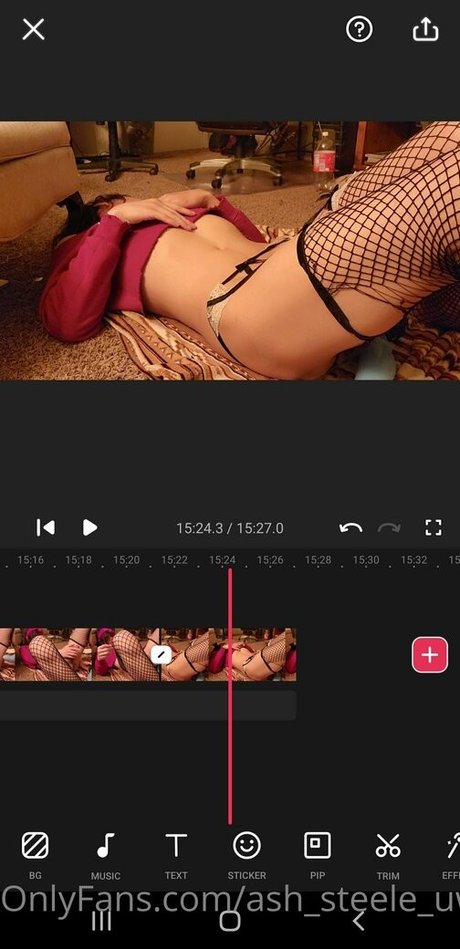 ash steele uwu OnlyFans nackt