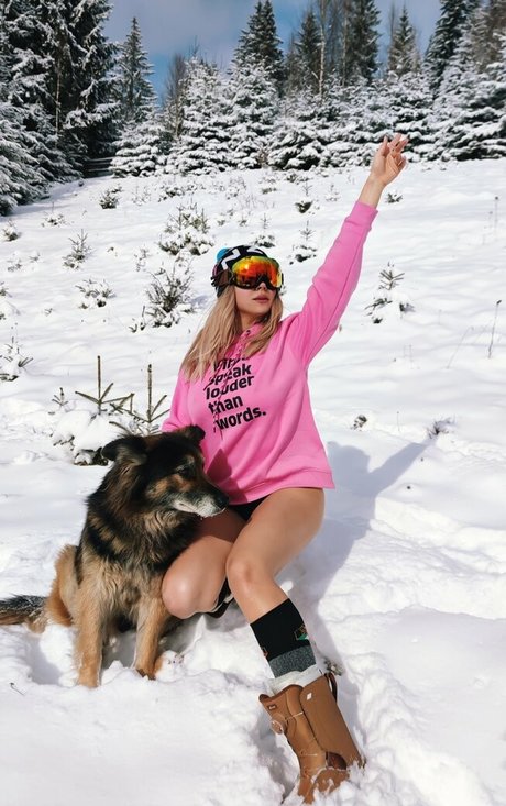 ashera cat OnlyFans Bilder