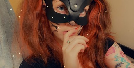 deluxious OnlyFans-Inhalte