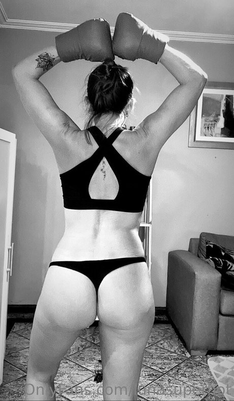 lunasuperhot OnlyFans Leak