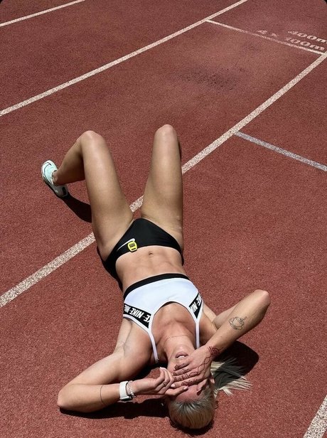 Kaja Debevec Oben ohne OnlyFans