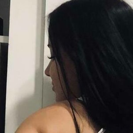 Abril Arcos Strip OnlyFans