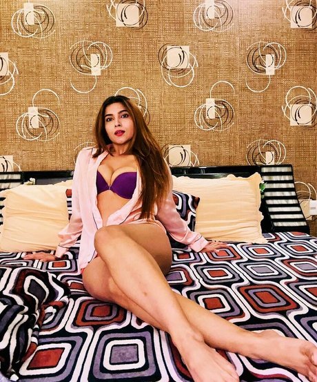 Tanya Chaudhari Nacktbilder von OnlyFans geleakt