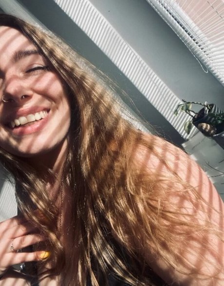 Blondinbelka Nacktpornos auf OnlyFans