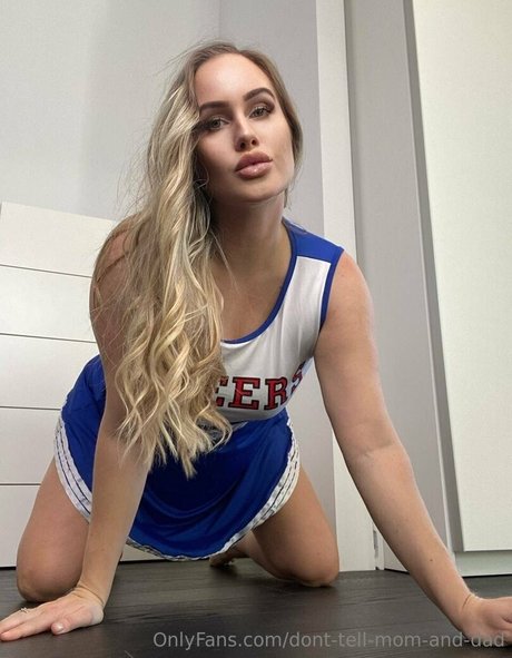 dont tell mom and dad Leaks von Nacktbildern auf OnlyFans