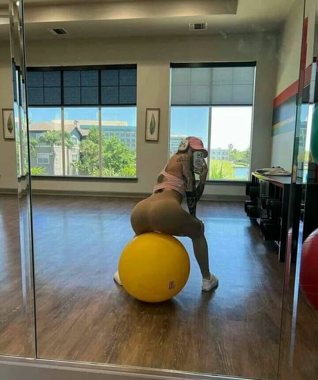 kelse ycap Nacktpornos auf OnlyFans