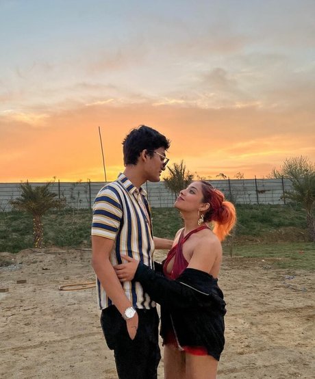 tvishagulatii OnlyFans Inhalte