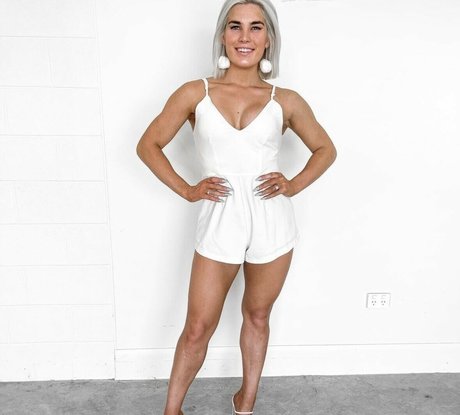 Daisy Lamb OnlyFans-Rezensionen