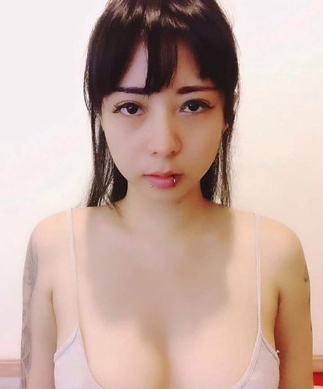 Botan The Vampire OnlyFans Gratis Porn