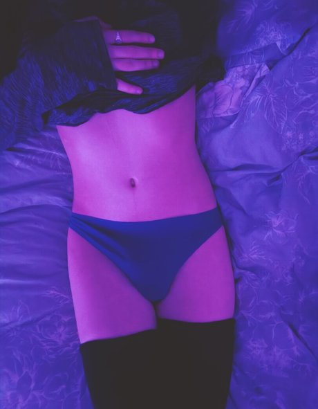 silkiemoth95 OnlyFans Porn Nackt