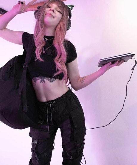 Porcelain Ghoul OnlyFans geleakt.