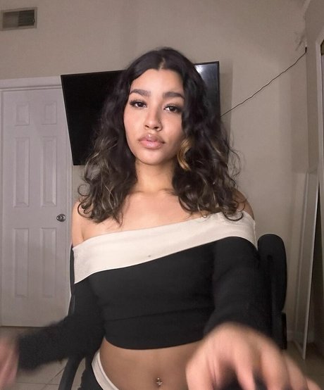 Niya Santia Leaked OnlyFans Sex Tape