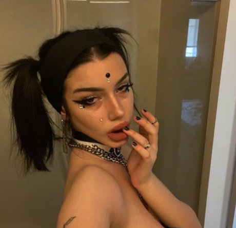 shawtysuzi OnlyFans Leak