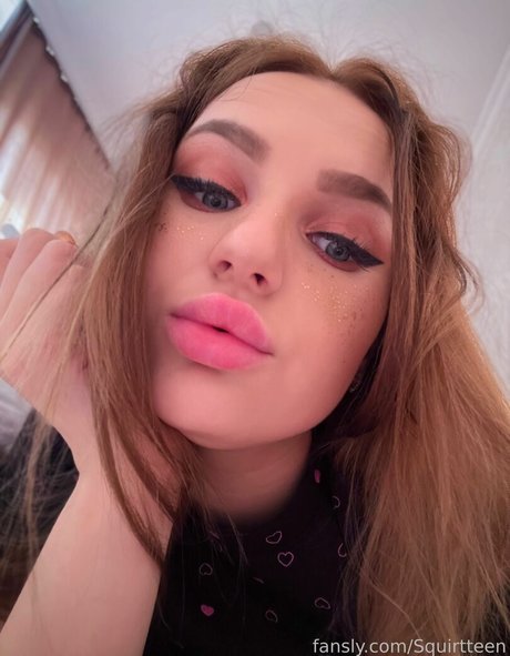 Squirtteen OnlyFans Pornografie
