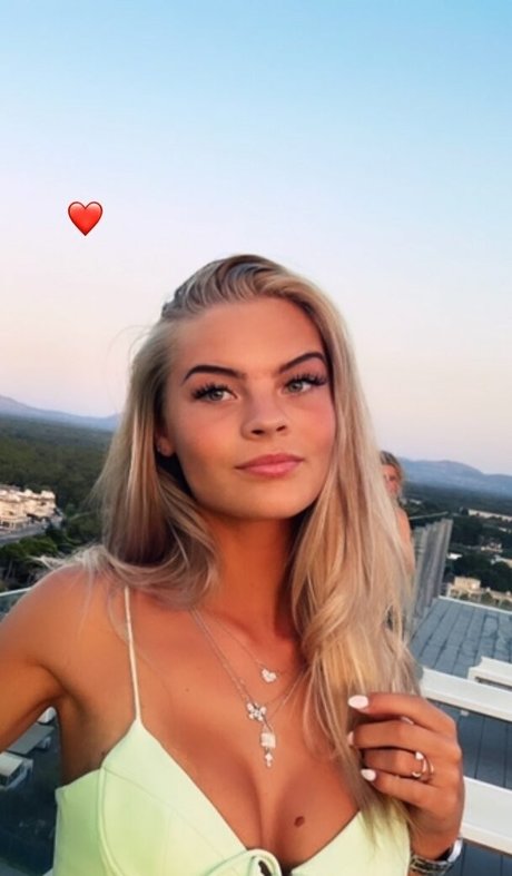 Iris Elzerman OnlyFans Sex Leak