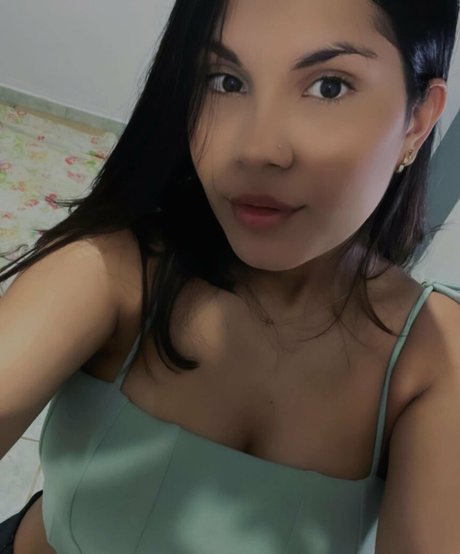 heyjheni OnlyFans Nacktbilder geleakt